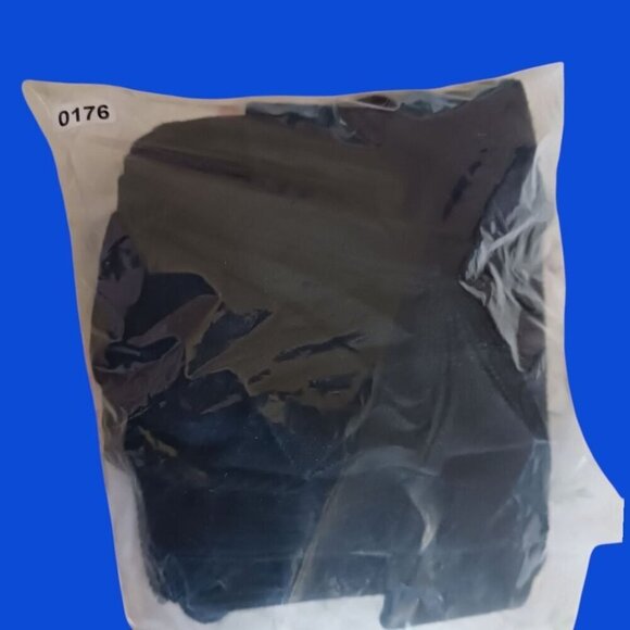 Carmen Marc Valvo Black Sleeveless Ribbed Knit Top W/ Bow Shoulders Size Small - Picture 5 of 5